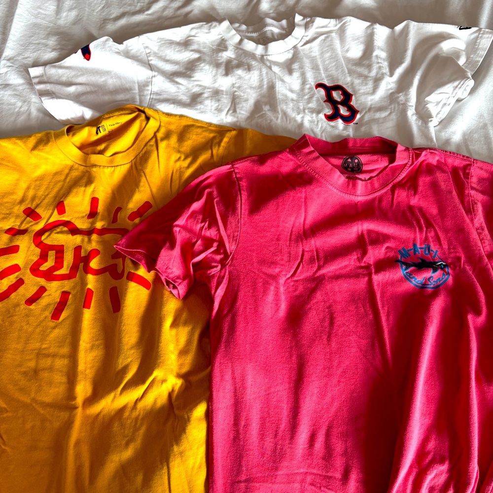 Assorted T-shirt
